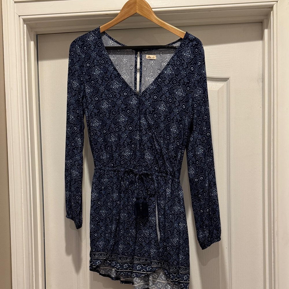 Hollister navy and white skort jumper  S